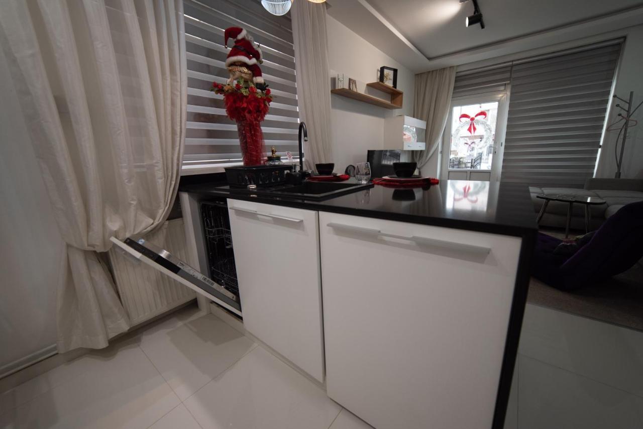 Ferienwohnung JelenaR Novi Sad Exterior foto