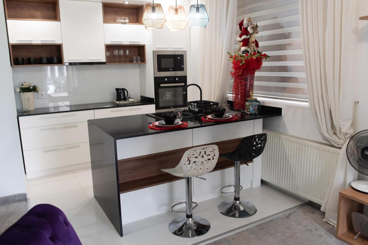 Ferienwohnung JelenaR Novi Sad Exterior foto