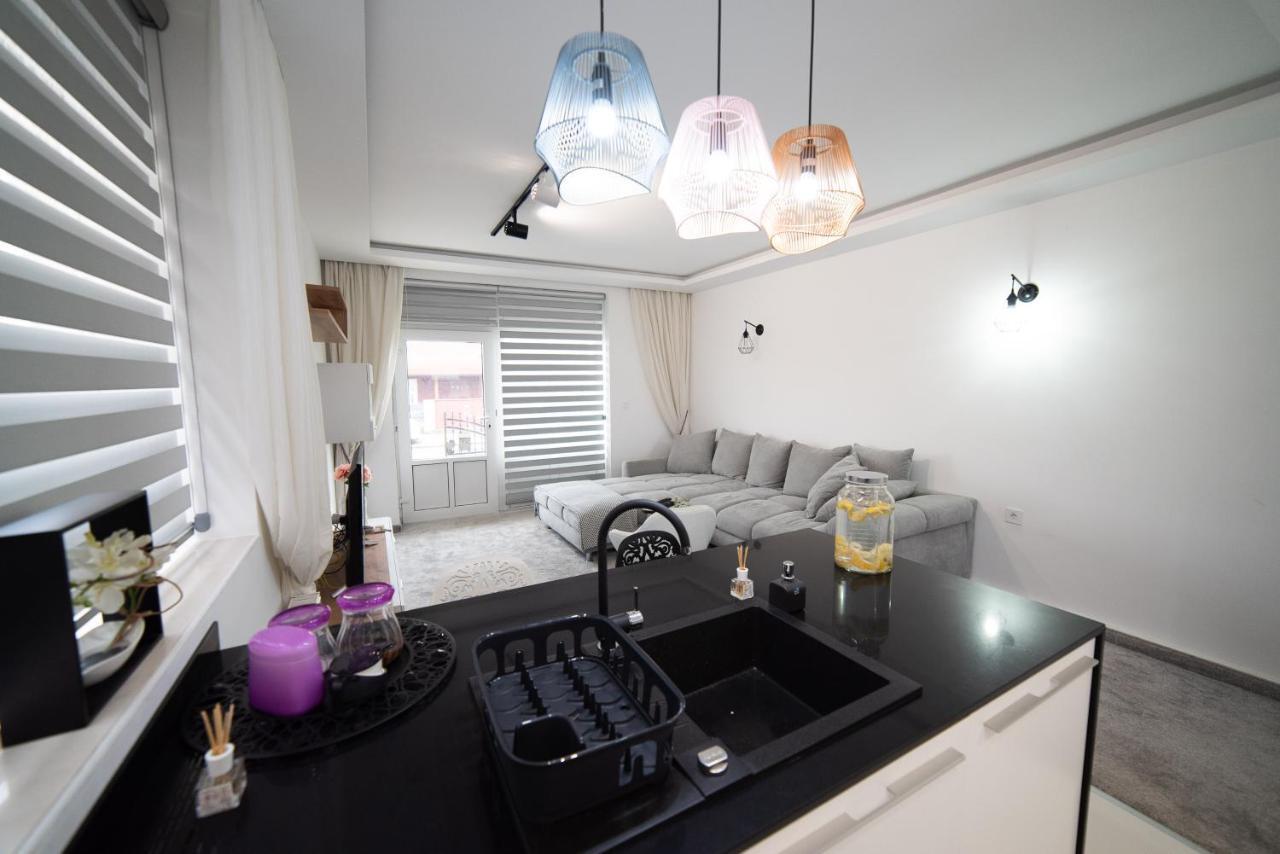 Ferienwohnung JelenaR Novi Sad Exterior foto